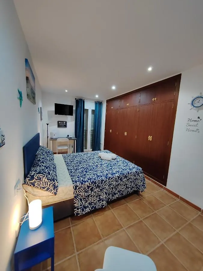 Ses Salines Private Rooms Mallorca Bed & Breakfast